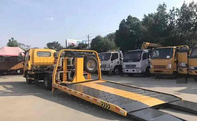 安宁区汽车中途维修案例